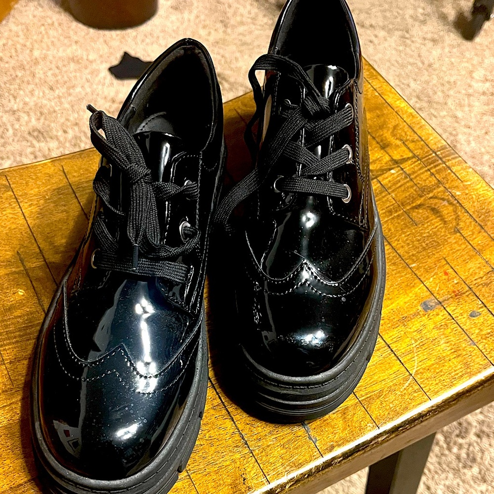 Aldo patent leather platforms